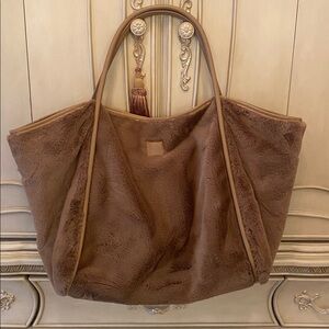NEW Alo Faux Fur Tote Bag Toasted Almond